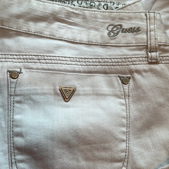 Guess white jean size 34 - Picture 2 of 6